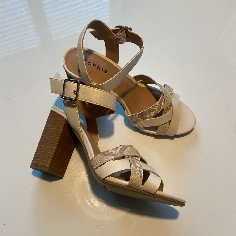 Cream (Bone) Cage Snake Heel